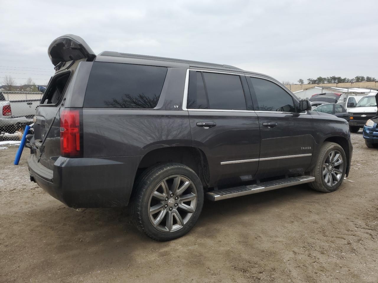 2017 CHEVROLET TAHOE K150 - Фото 3