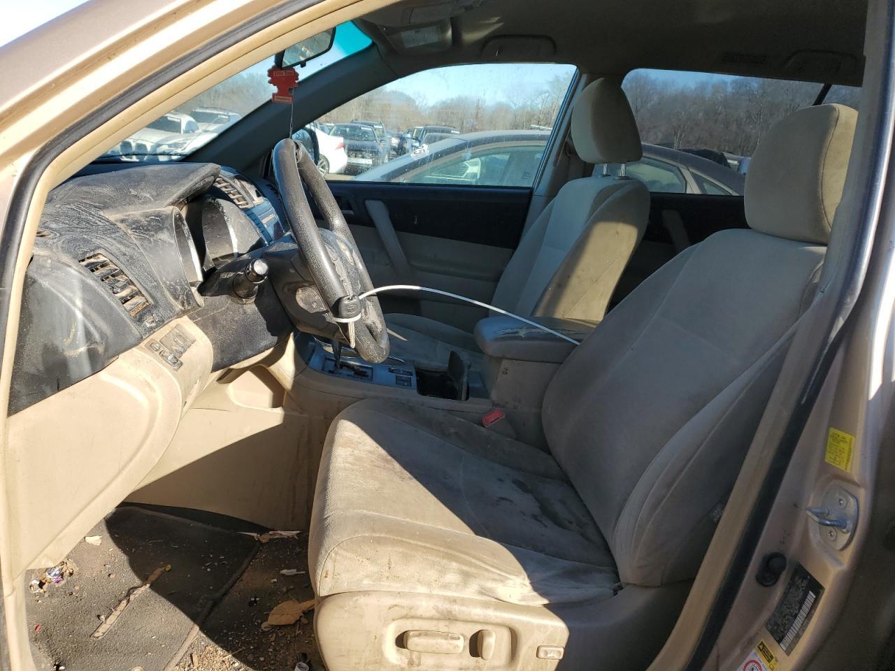 2011 TOYOTA HIGHLANDER - Фото 7