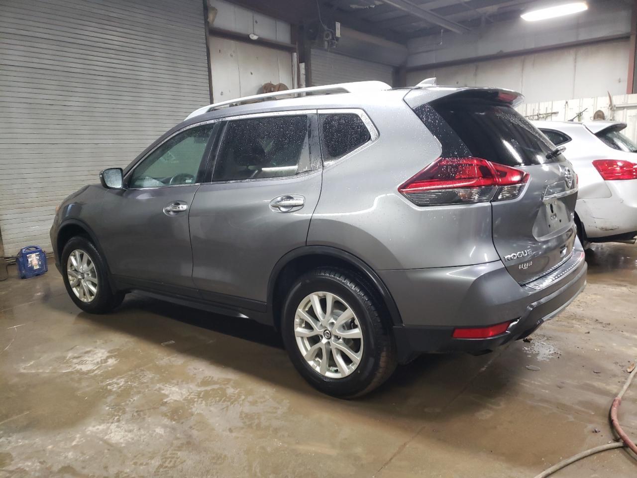2018 NISSAN ROGUE S - Фото 2