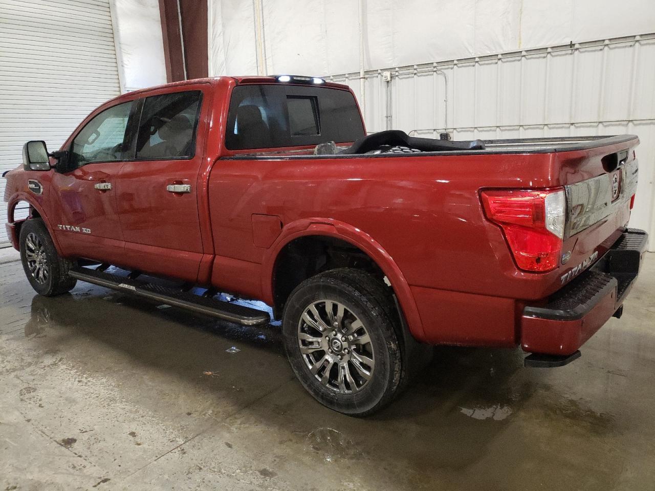 2017 NISSAN TITAN XD S - Фото 2