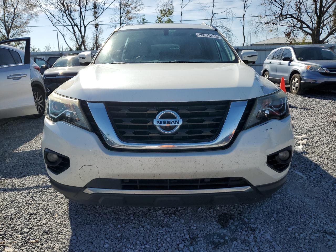 2017 NISSAN PATHFINDER - Image 5