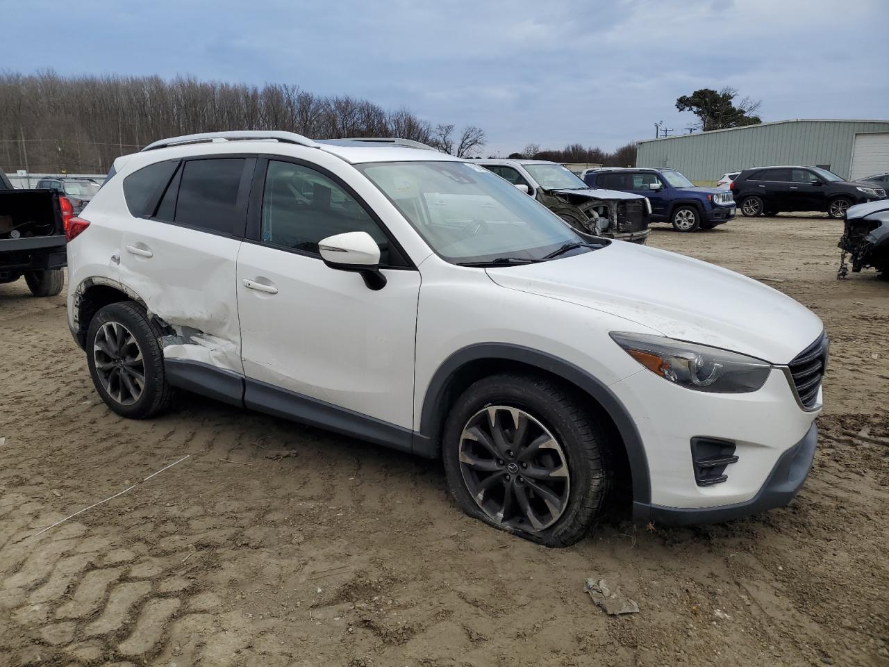 2016 MAZDA CX-5 GT - Image 4