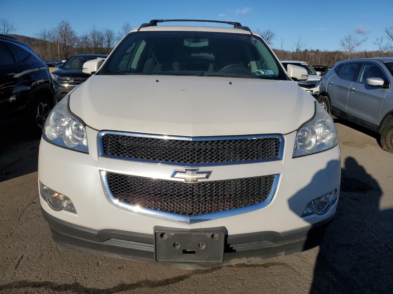 2011 CHEVROLET TRAVERSE L - Фото 5