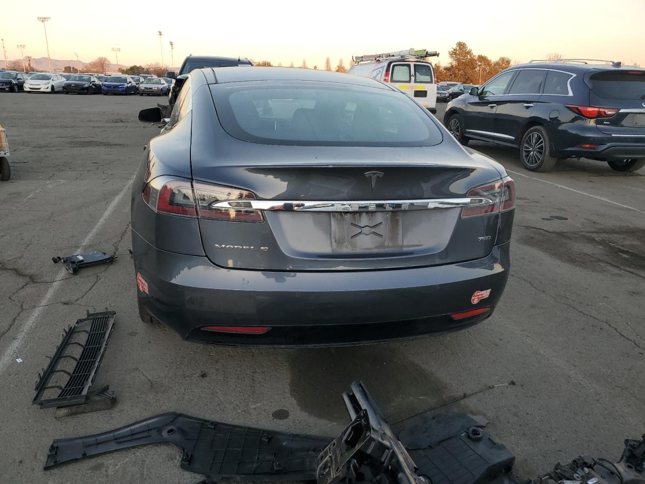 2017 TESLA MODEL S - Фото 6