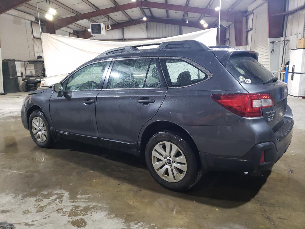 2018 SUBARU OUTBACK 2. - Image 2