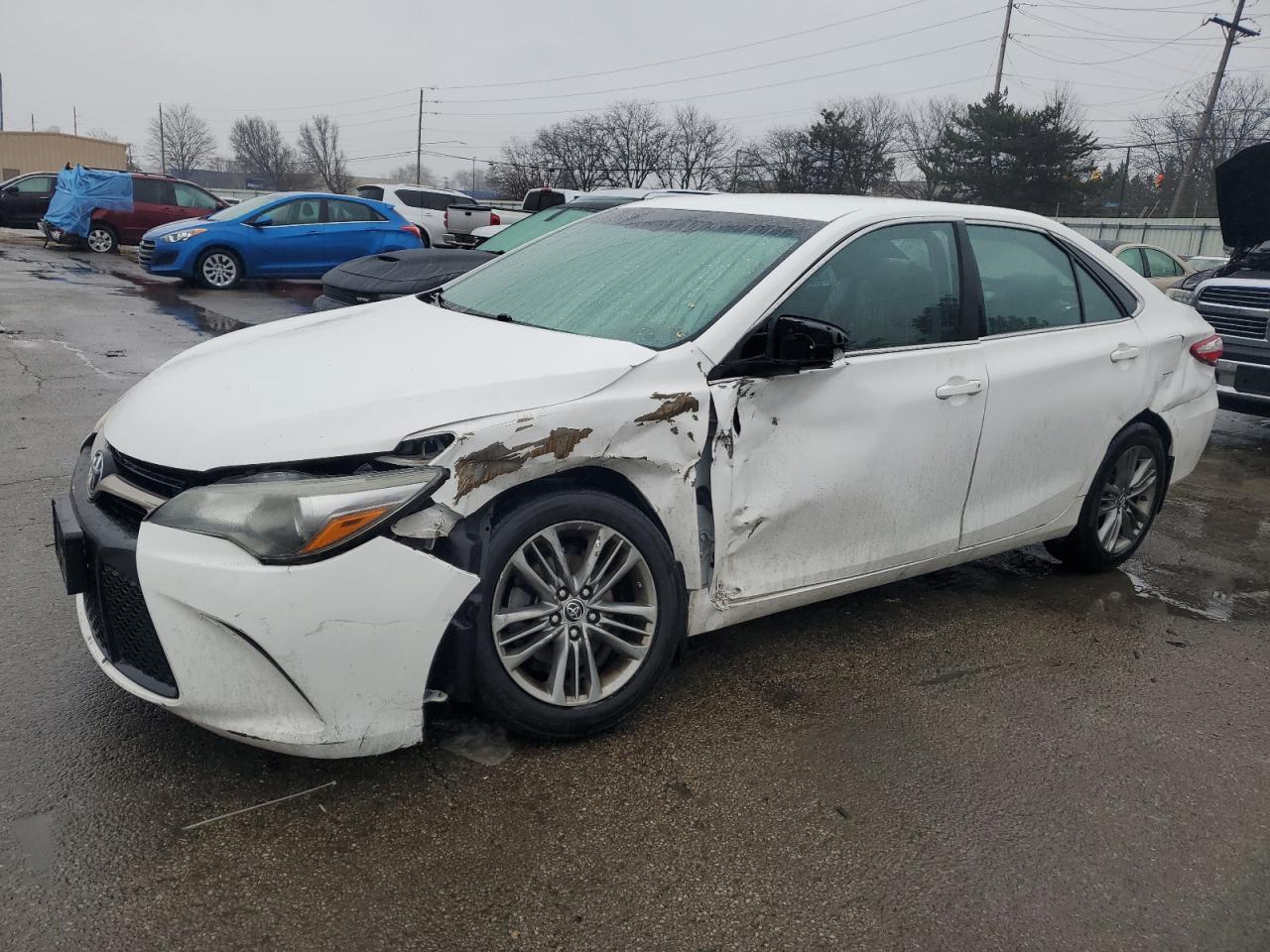 2016 TOYOTA CAMRY LE