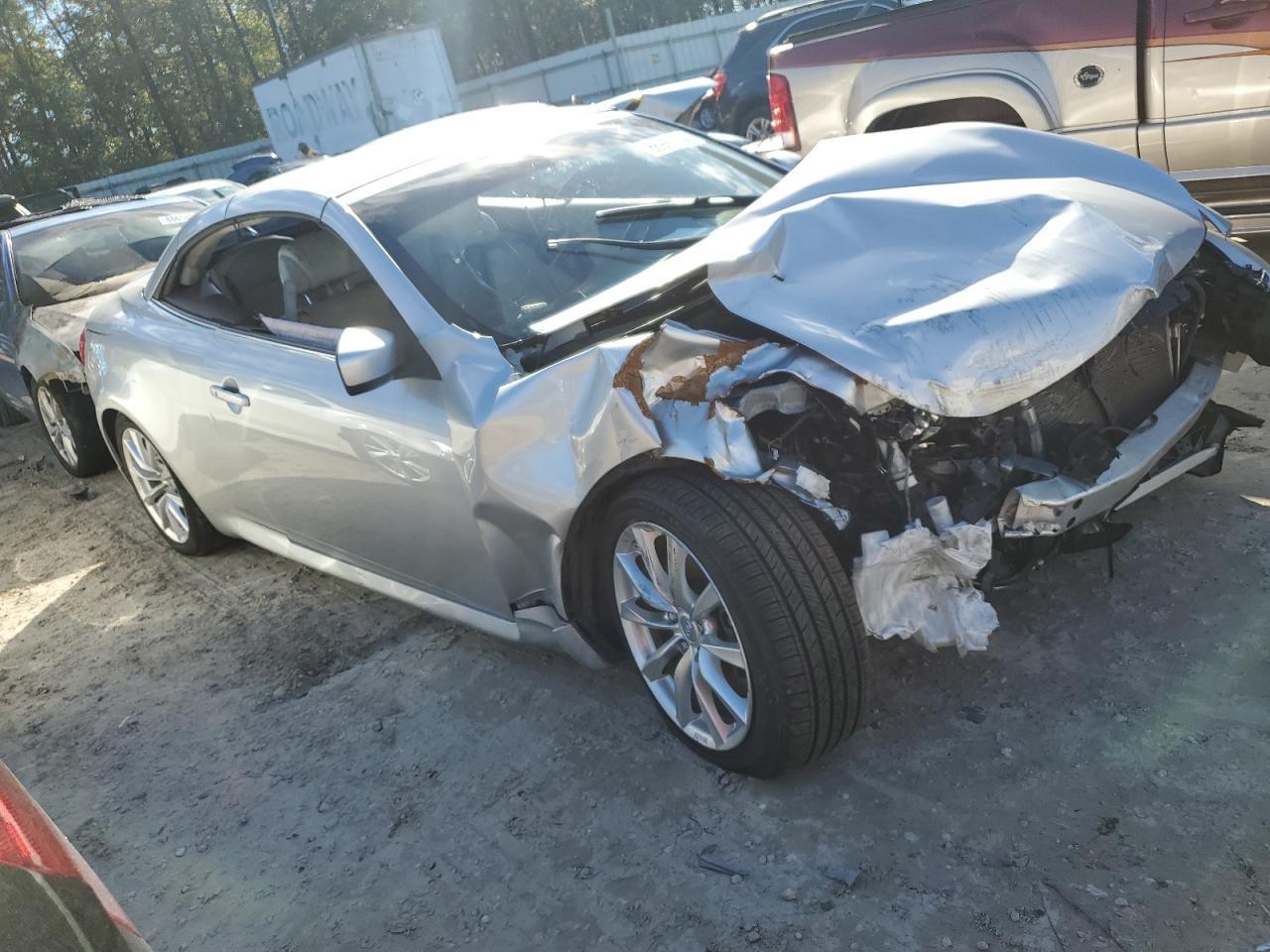 2011 INFINITI G37 BASE - Фото 4