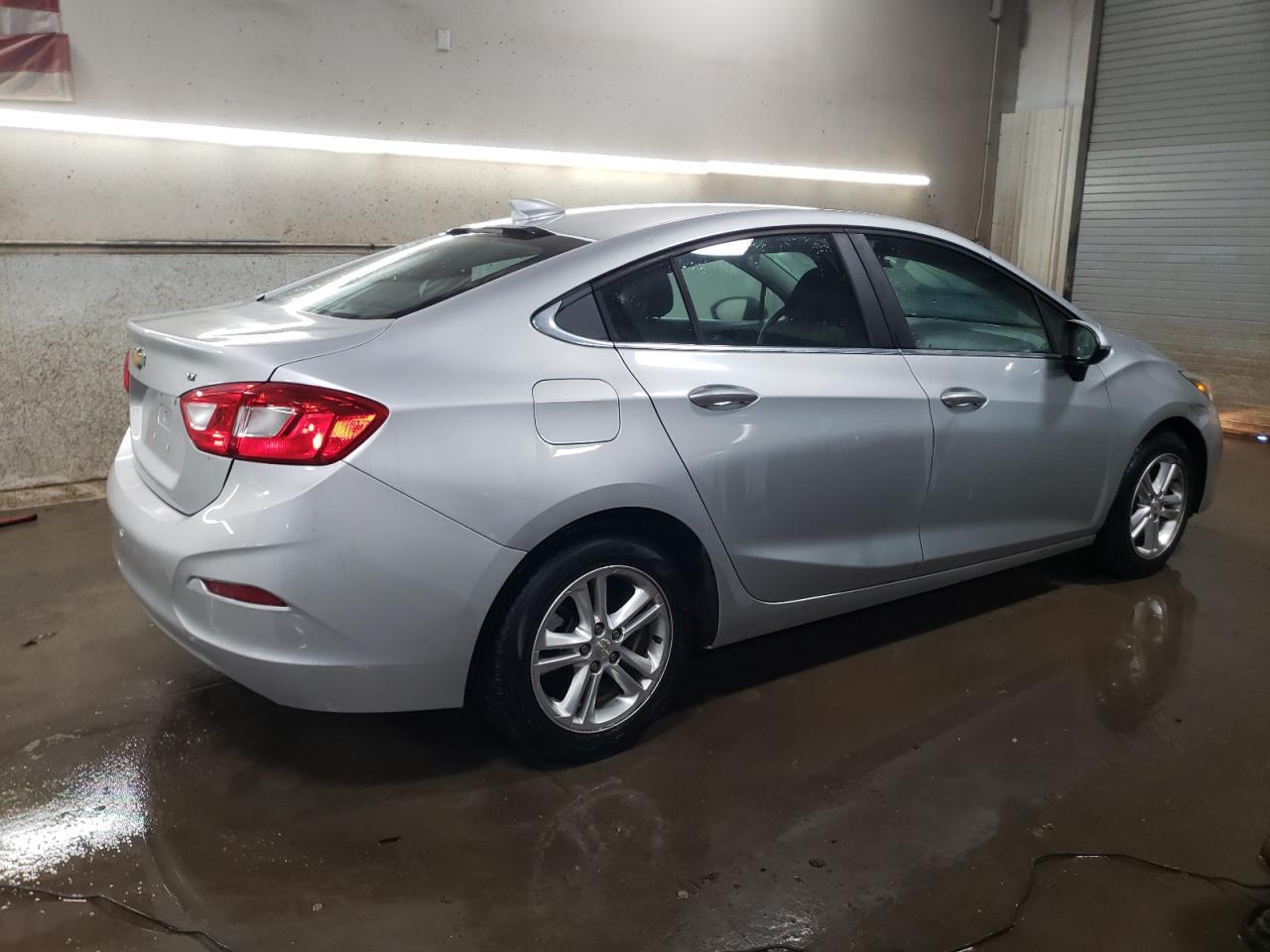 2017 CHEVROLET CRUZE LT - Фото 3