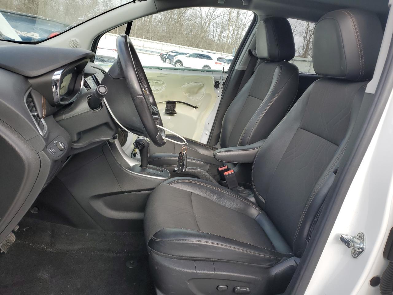 2018 CHEVROLET TRAX 1LT - Image 7