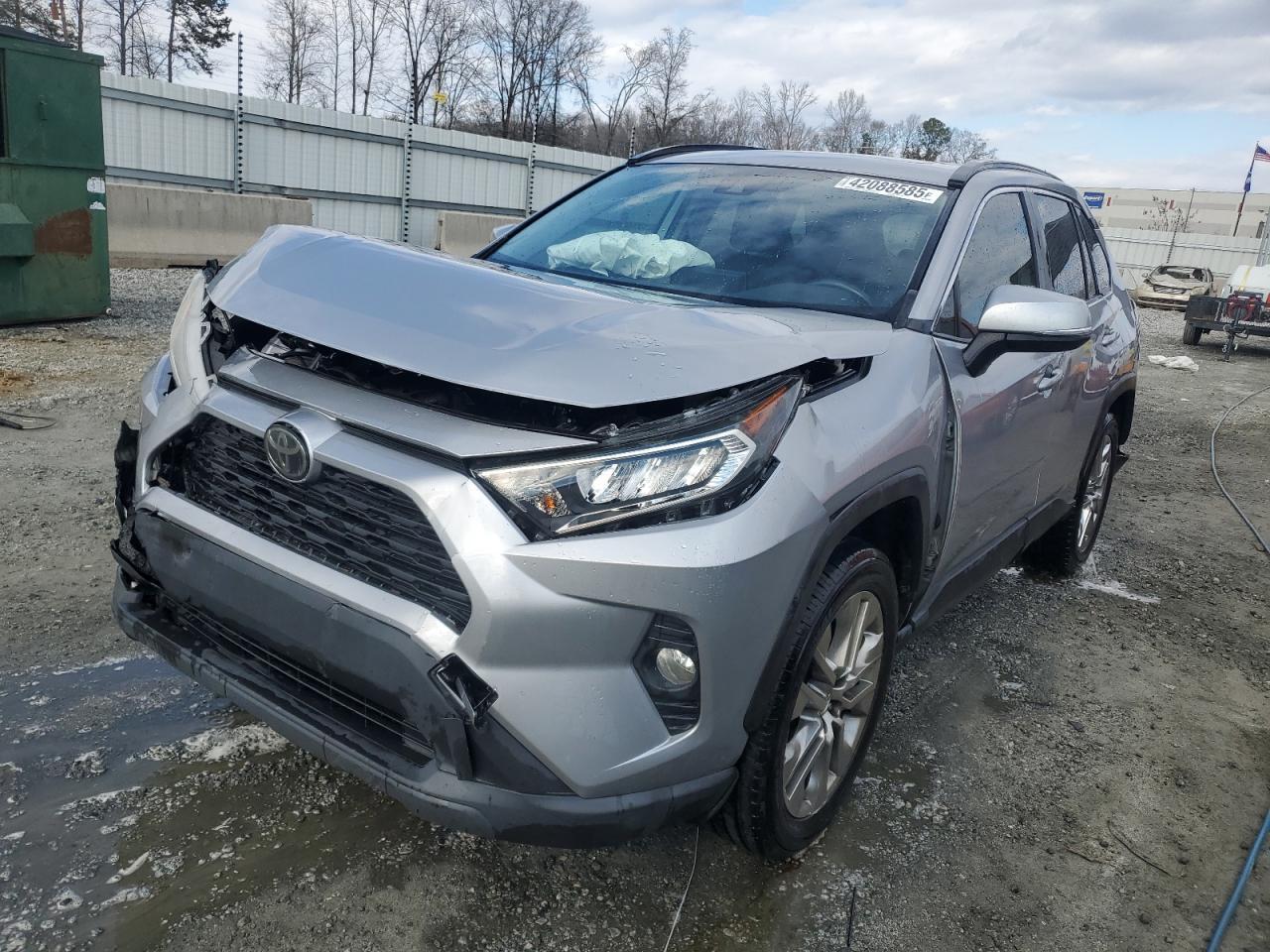 2019 TOYOTA RAV4 XLE P