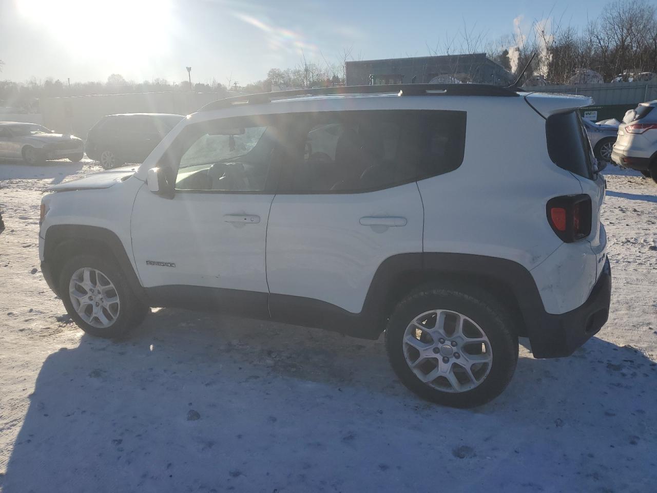 2016 JEEP RENEGADE L - Image 2