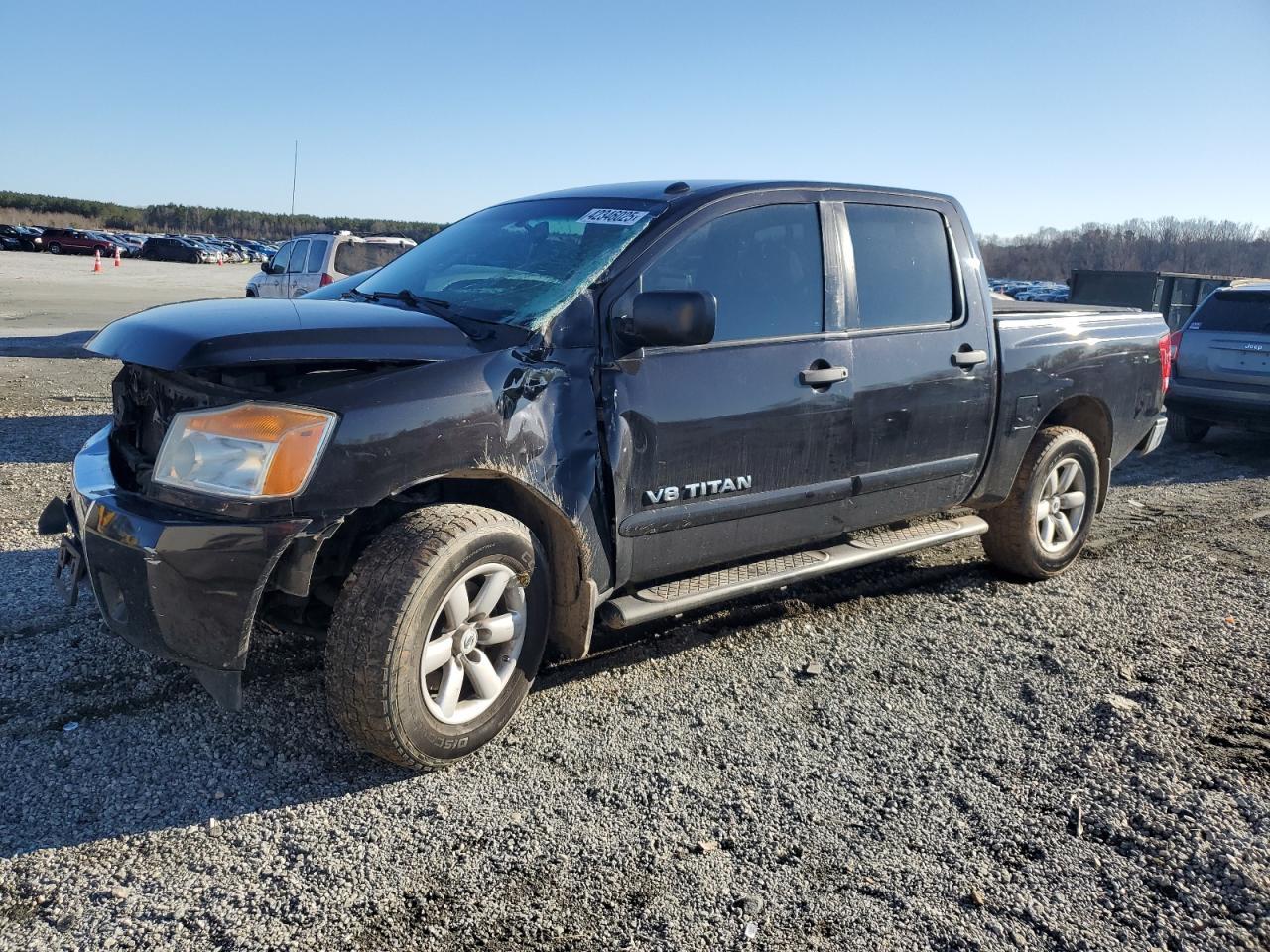 2013 NISSAN TITAN S