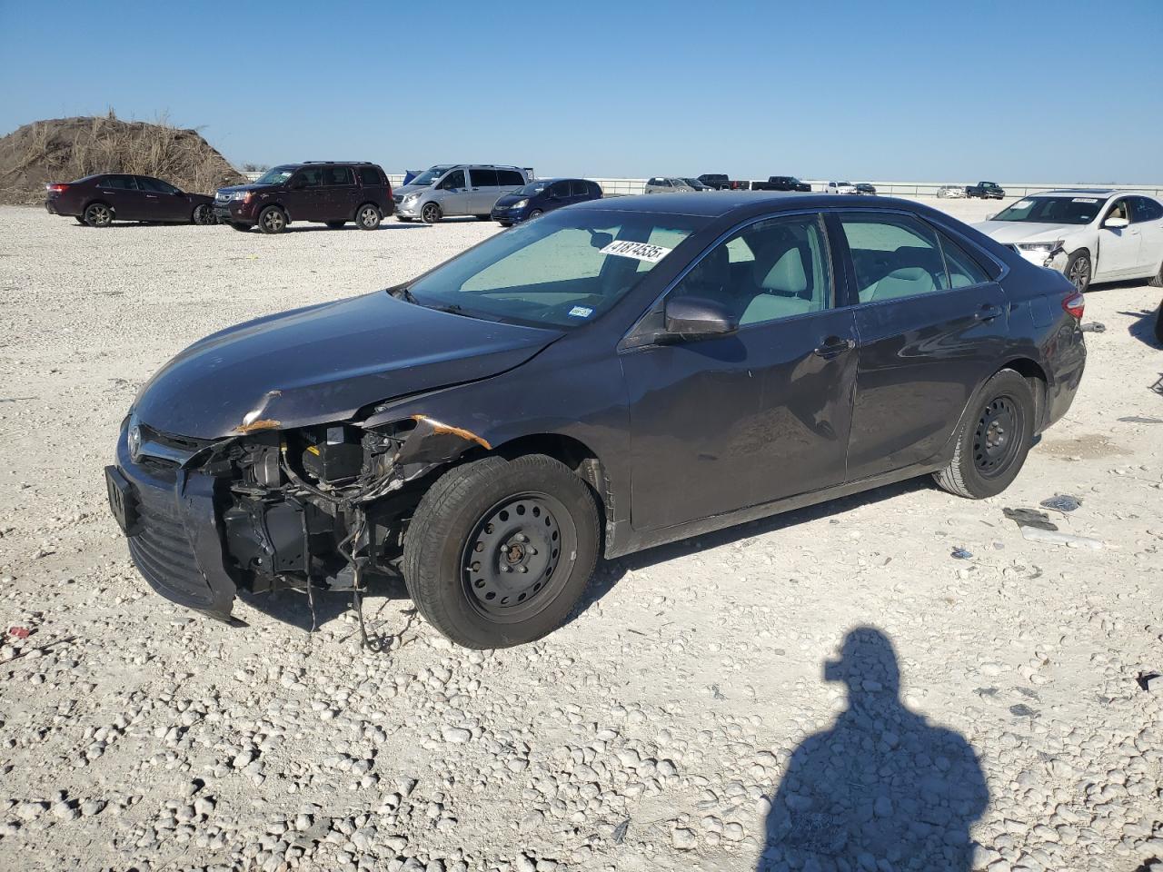 2016 TOYOTA CAMRY LE