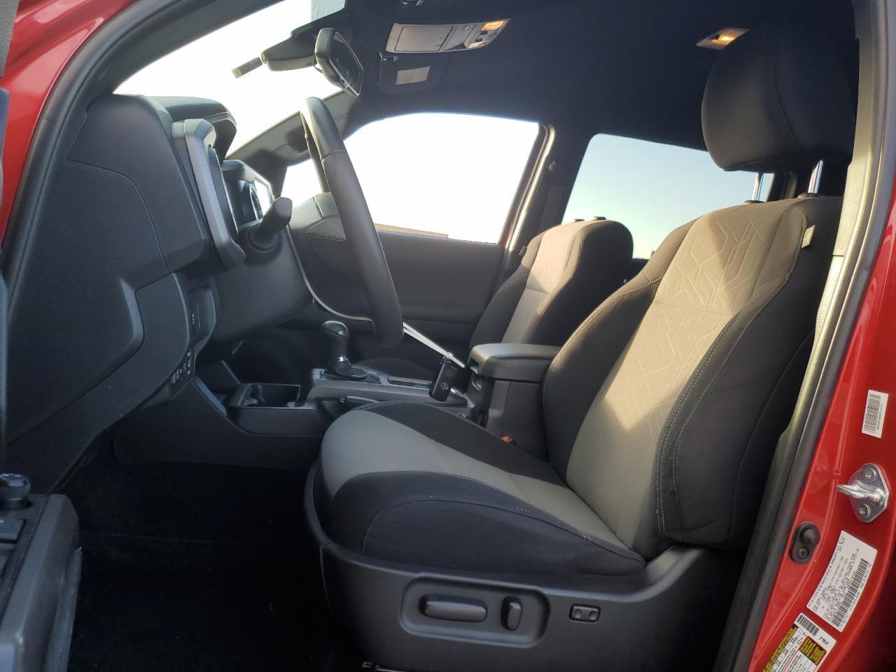 2023 TOYOTA TACOMA DOU - Фото 7