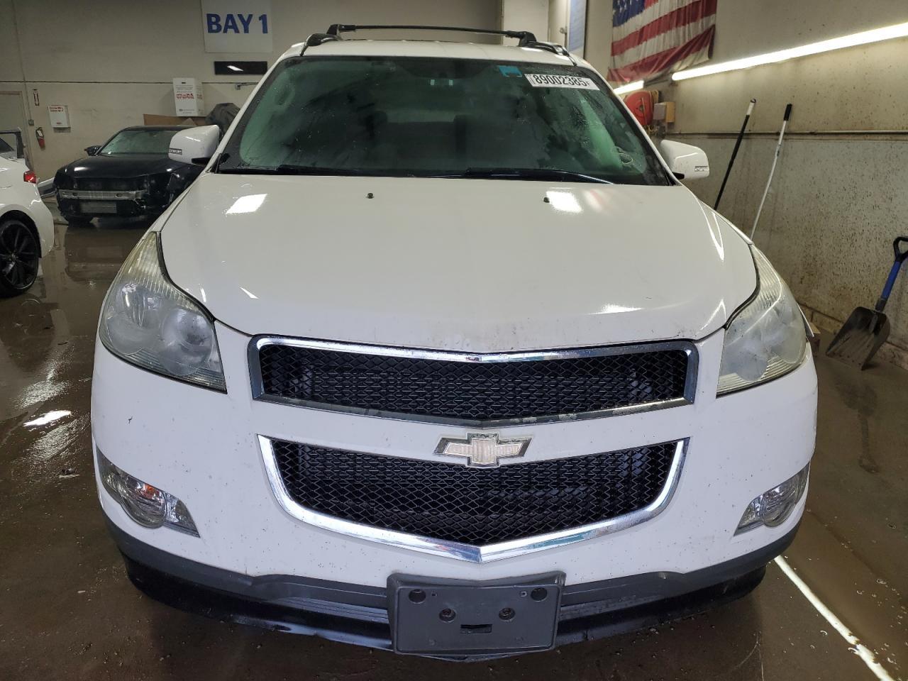 2011 CHEVROLET TRAVERSE L - Image 5