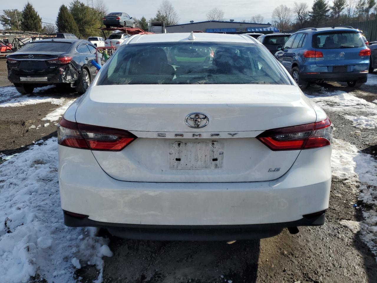 2023 TOYOTA CAMRY LE - Фото 6