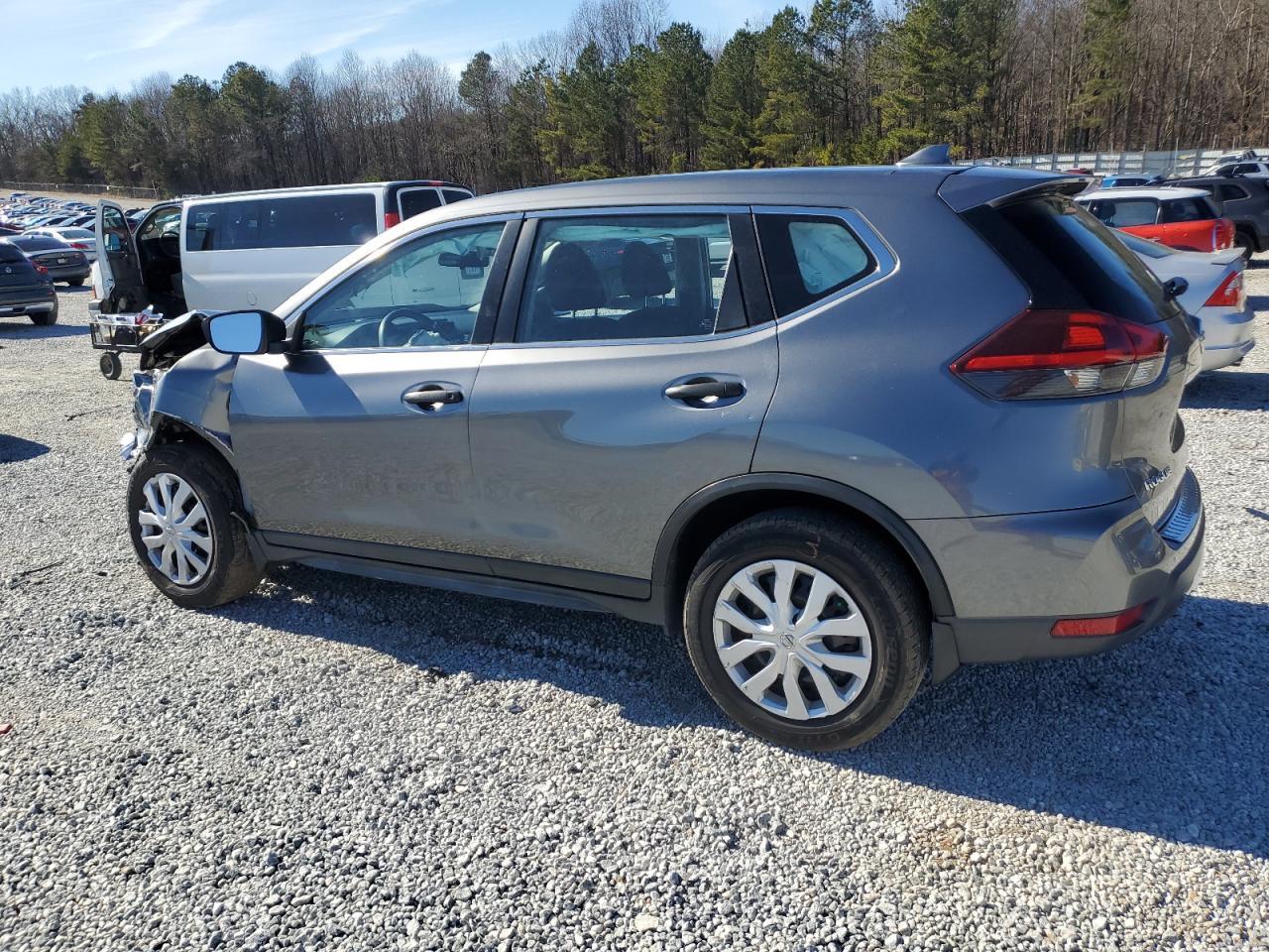 2018 NISSAN ROGUE S - Фото 2