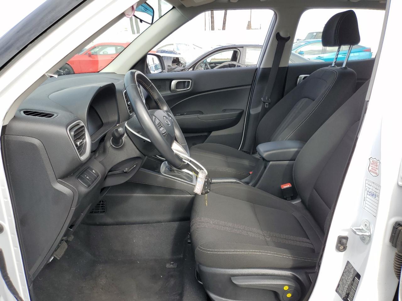 2023 HYUNDAI VENUE SEL - Image 7