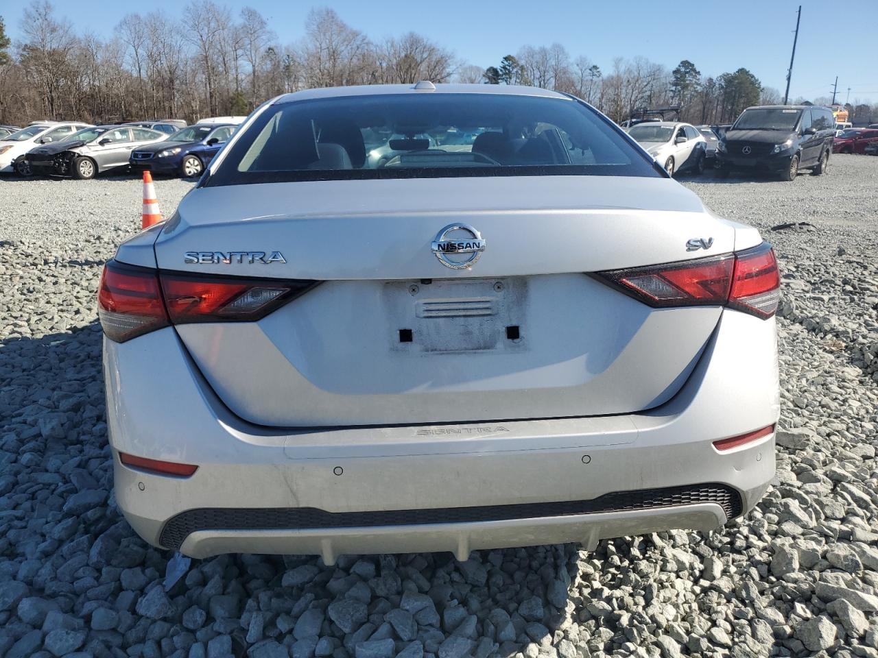 2020 NISSAN SENTRA SV - Image 6