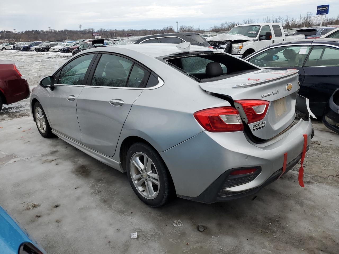 2016 CHEVROLET CRUZE LT - Image 2