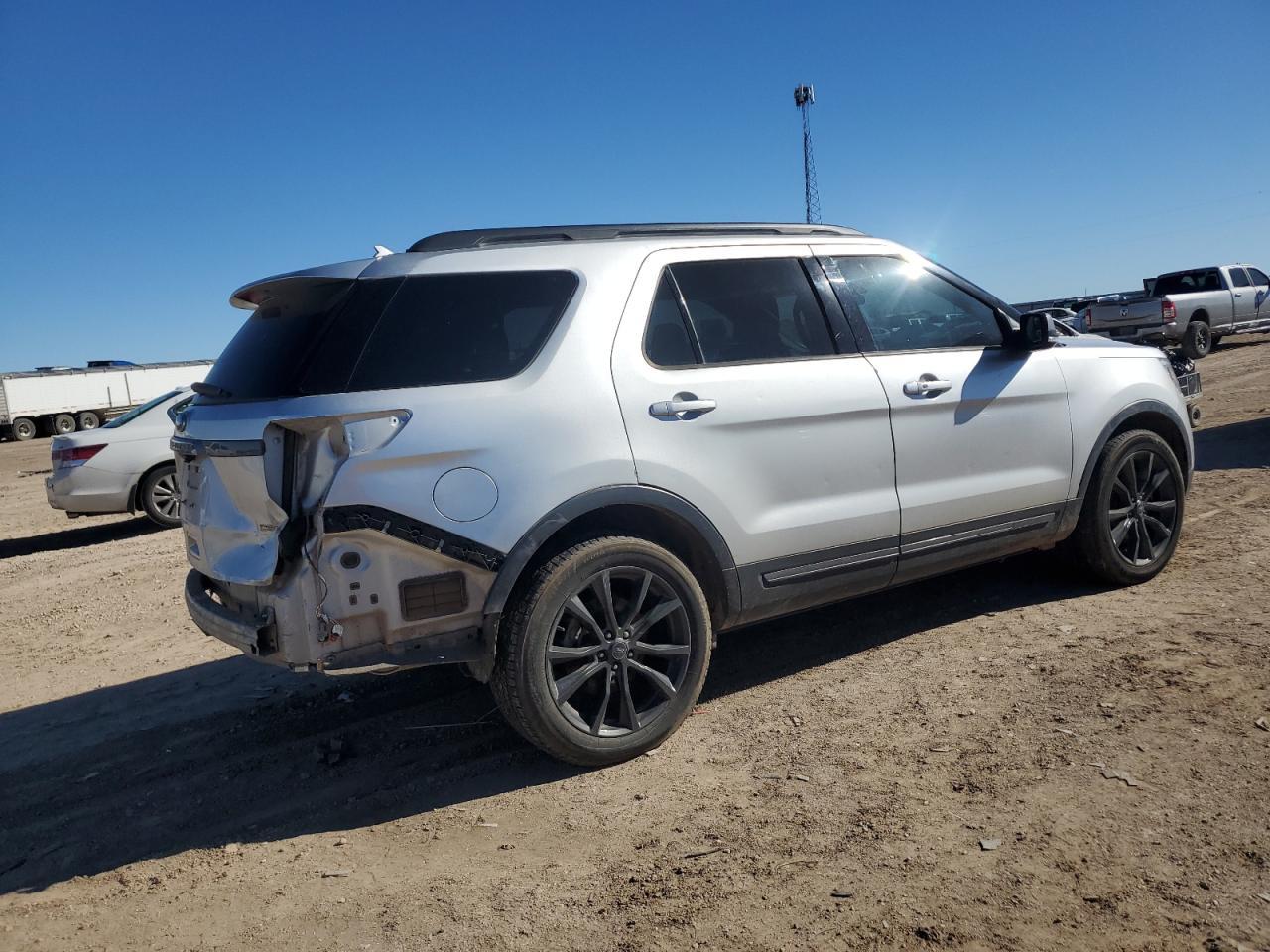 2018 FORD EXPLORER X - Фото 3