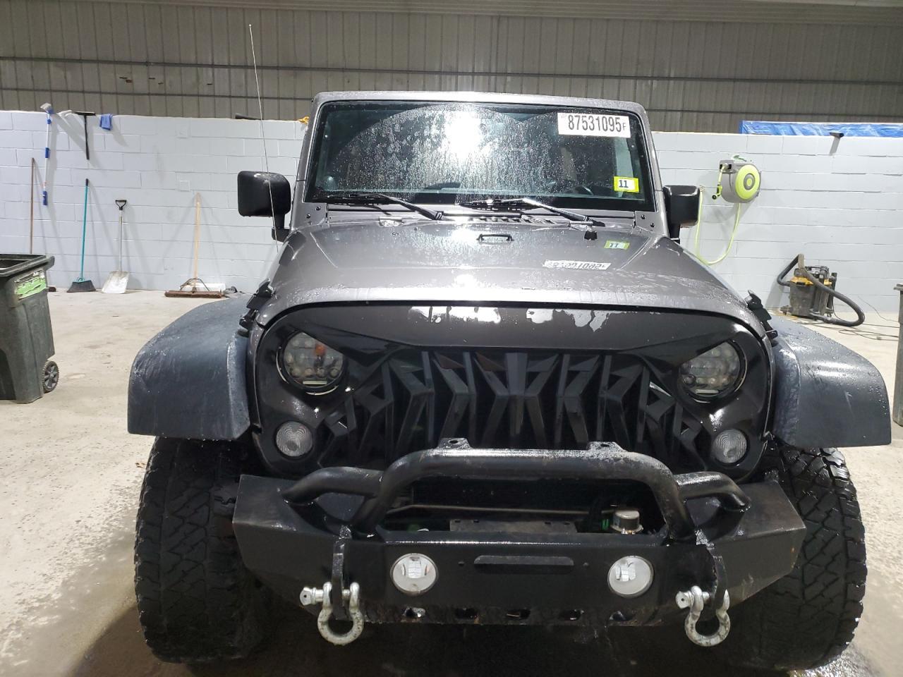 2014 JEEP WRANGLER U - Image 5