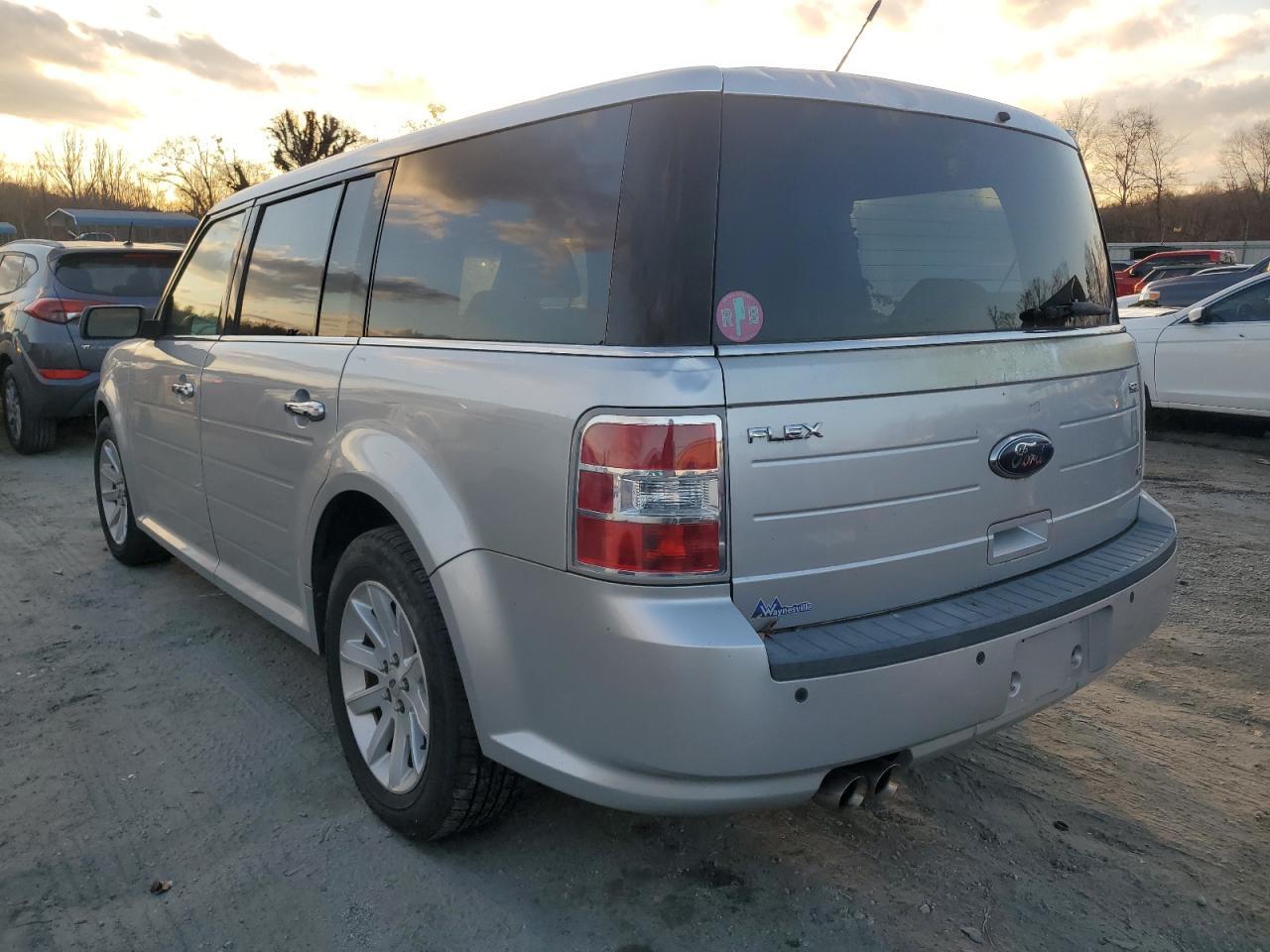 2010 FORD FLEX SEL - Image 2
