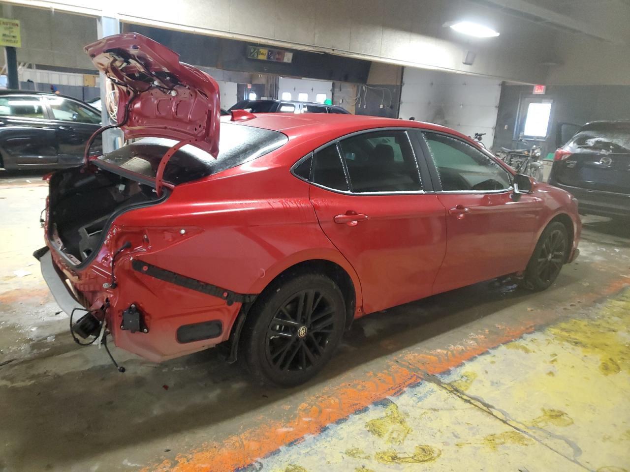 2025 TOYOTA CAMRY XSE - Фото 3