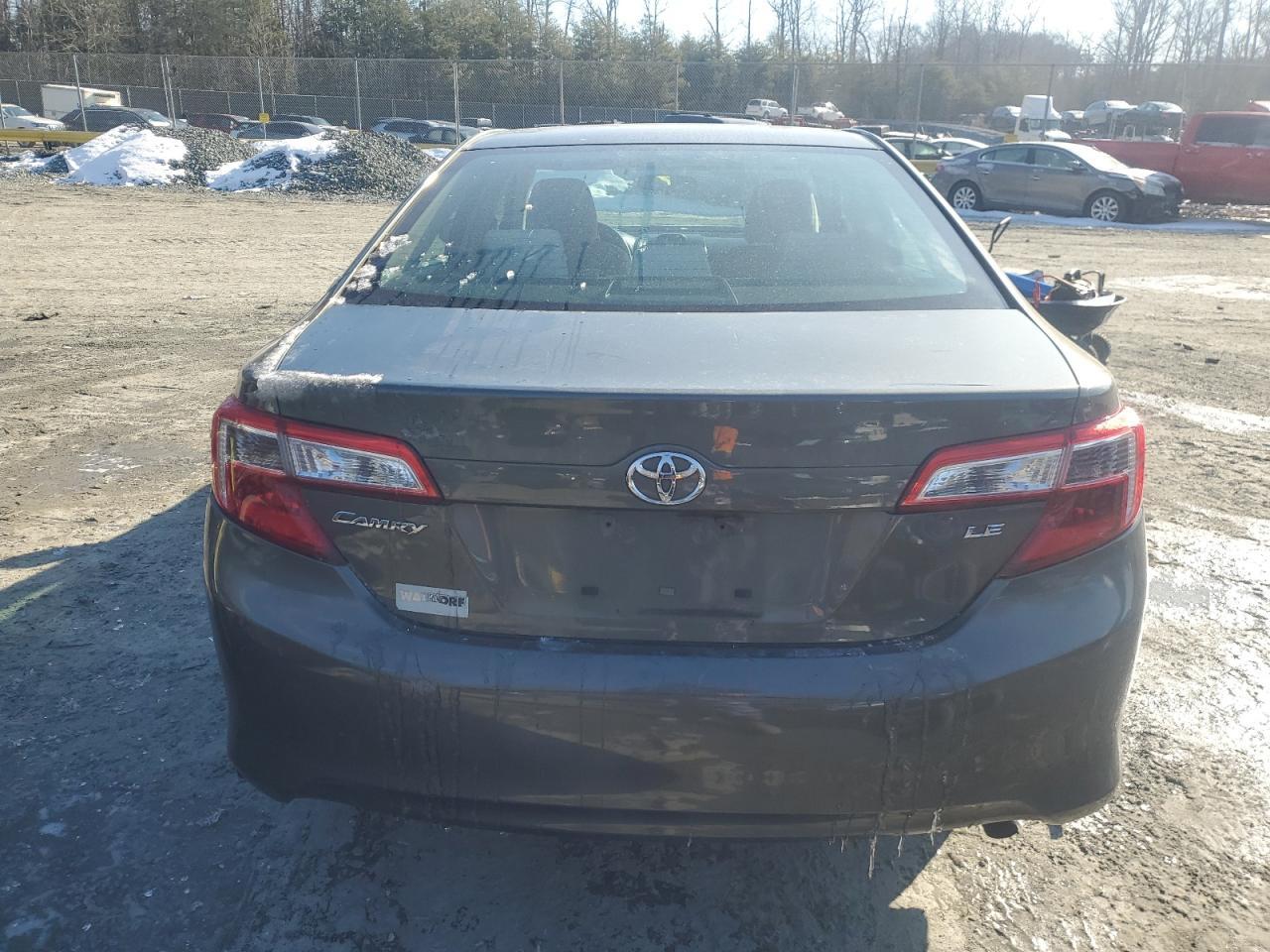 2013 TOYOTA CAMRY L - Фото 6