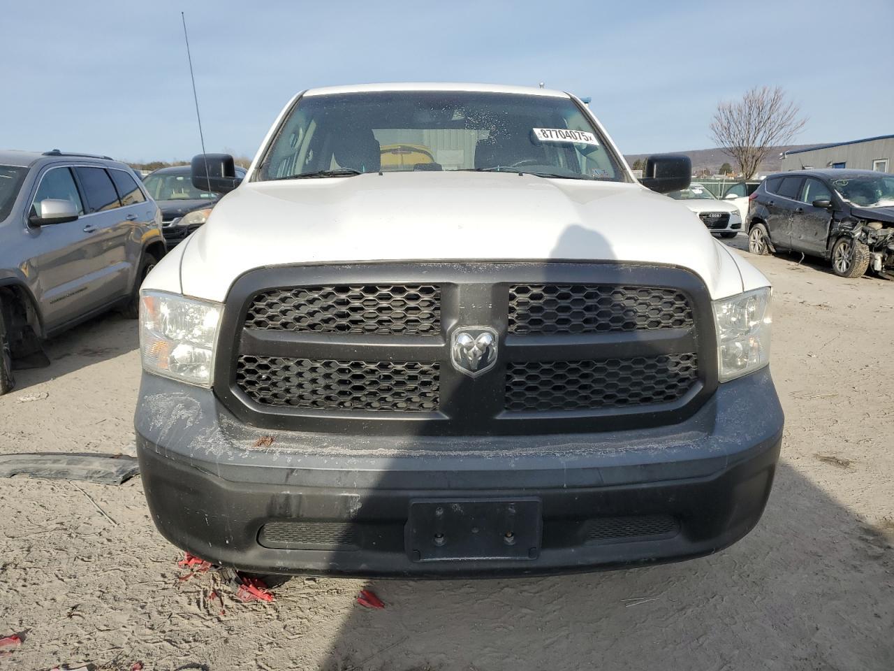 2015 RAM 1500 ST - Image 5
