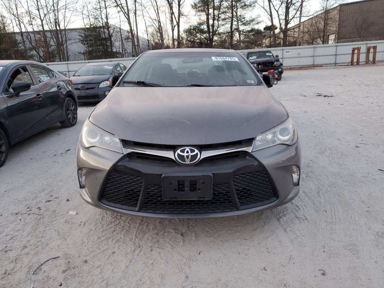 2017 TOYOTA CAMRY LE - Image 5
