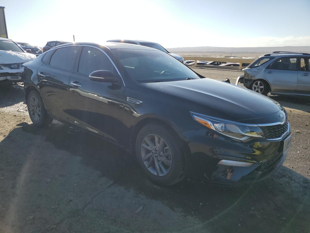 2020 KIA OPTIMA LX - Фото 4