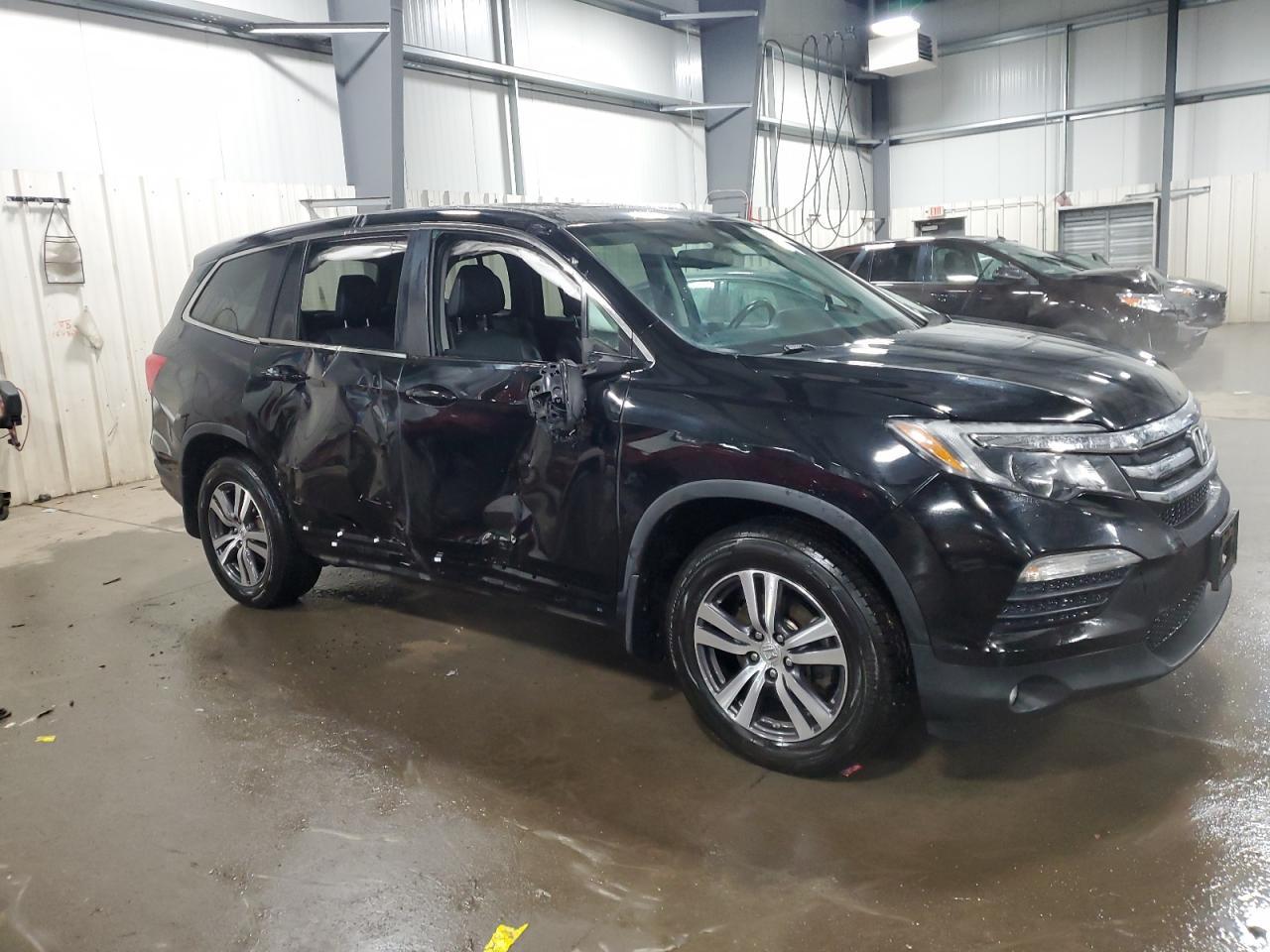2017 HONDA PILOT EXL - Image 4