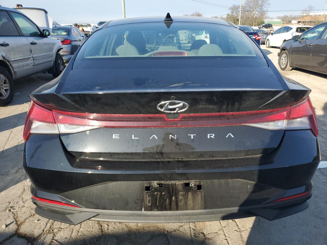 2022 HYUNDAI ELANTRA SE - Фото 6