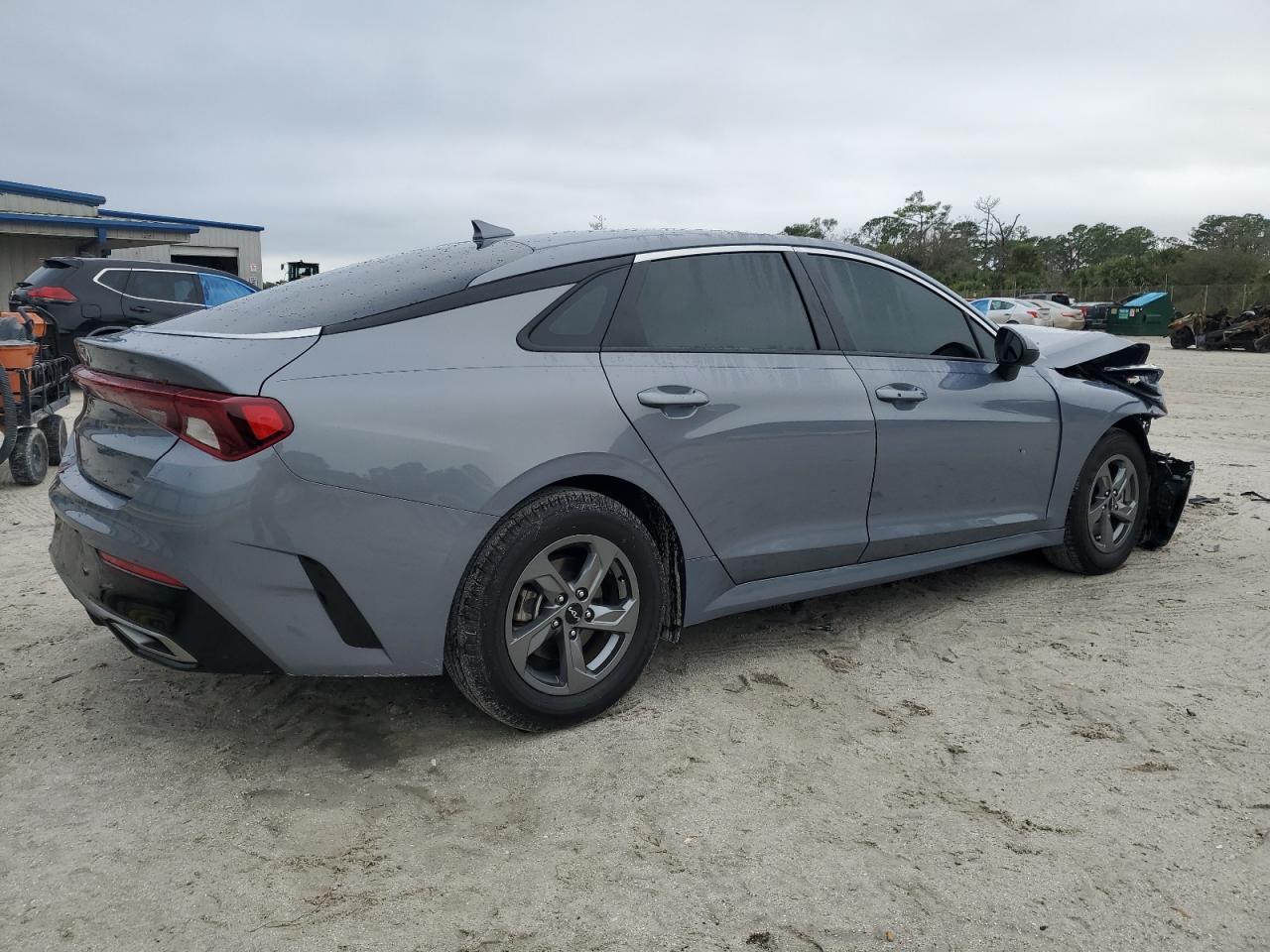 2023 KIA K5 LXS - Image 3
