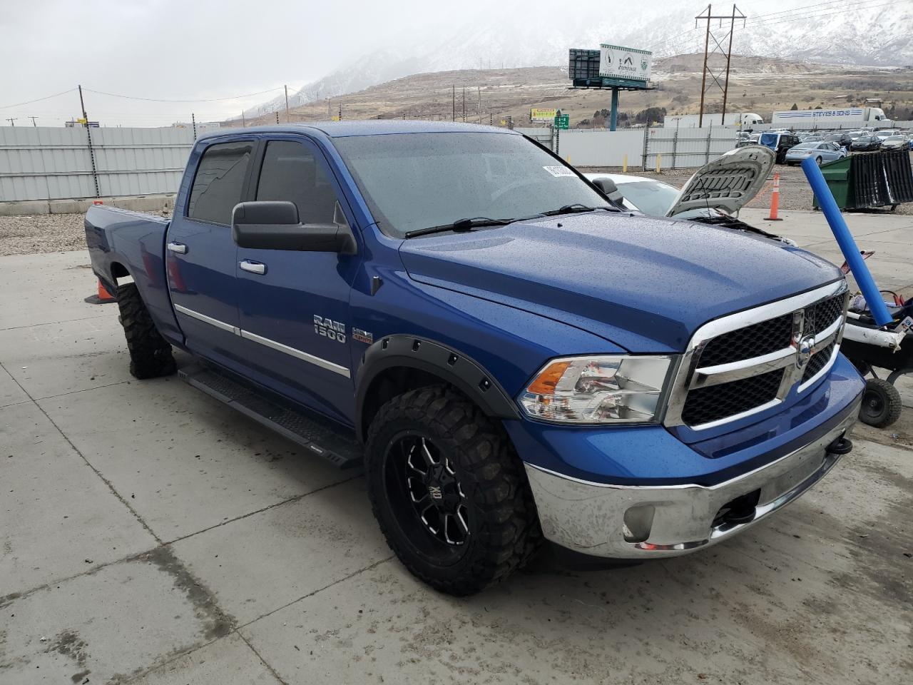 2017 RAM 1500 SLT - Image 4