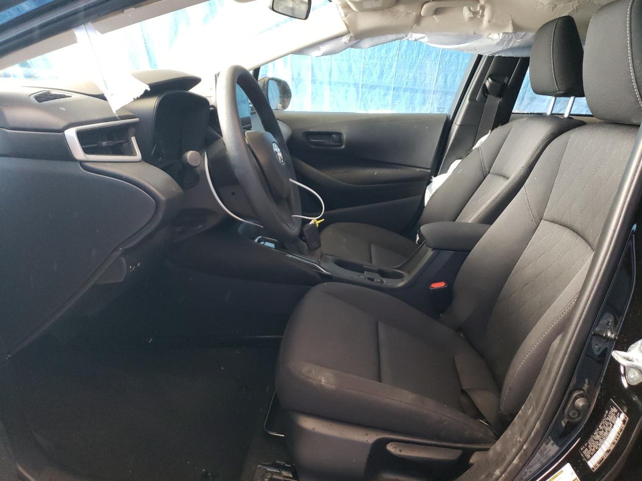 2025 TOYOTA COROLLA LE - Фото 7
