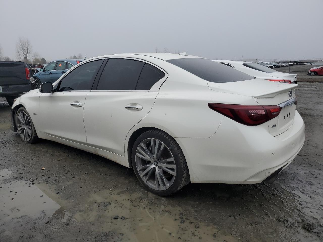 2018 INFINITI Q50 LUXE - Image 2