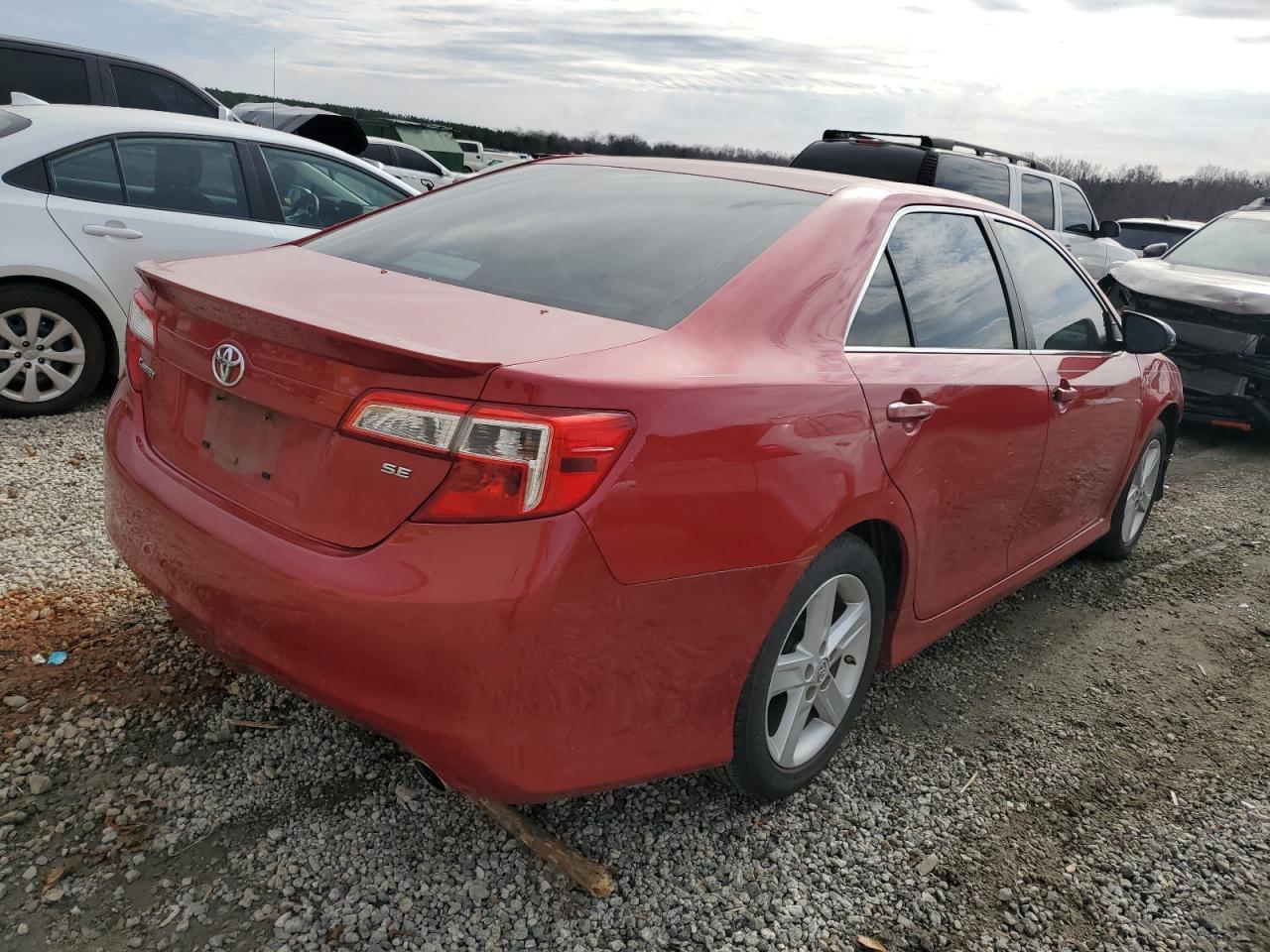 2013 TOYOTA CAMRY L - Фото 3