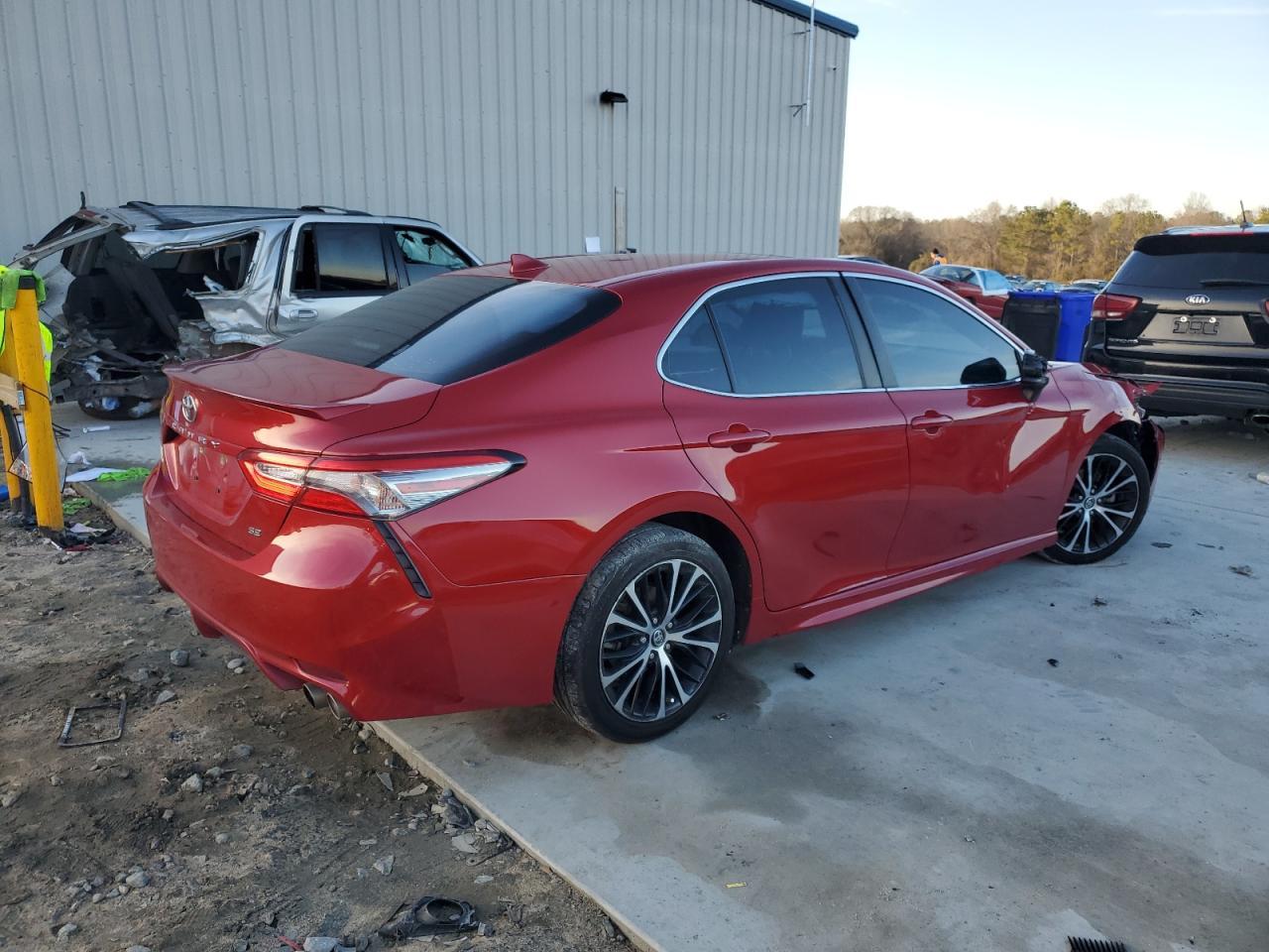 2019 TOYOTA CAMRY L - Image 3