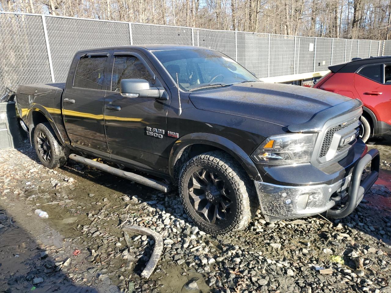 2015 RAM 1500 SLT - Image 4