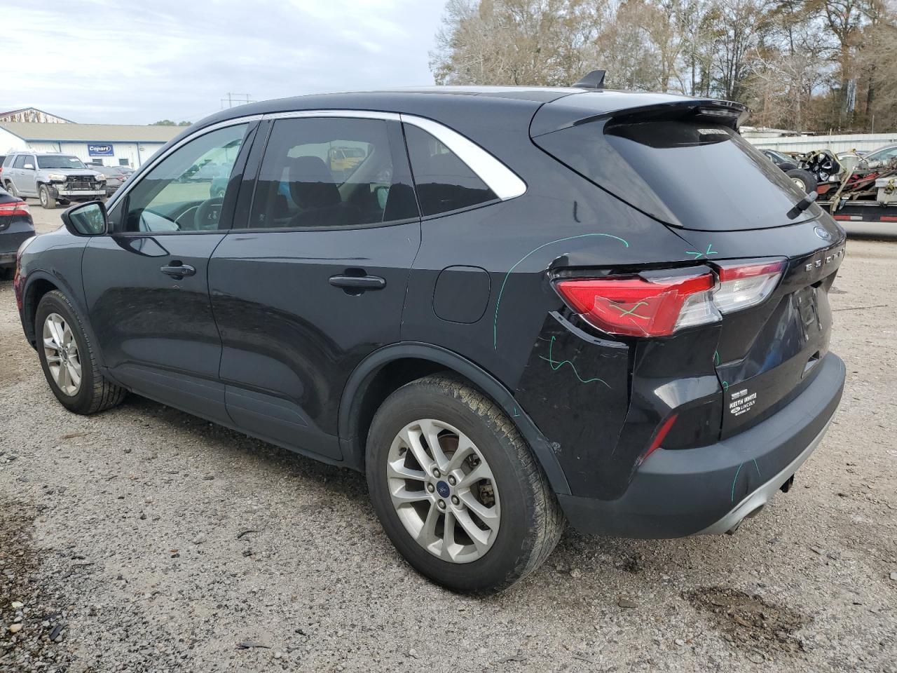 2020 FORD ESCAPE SE - Image 2