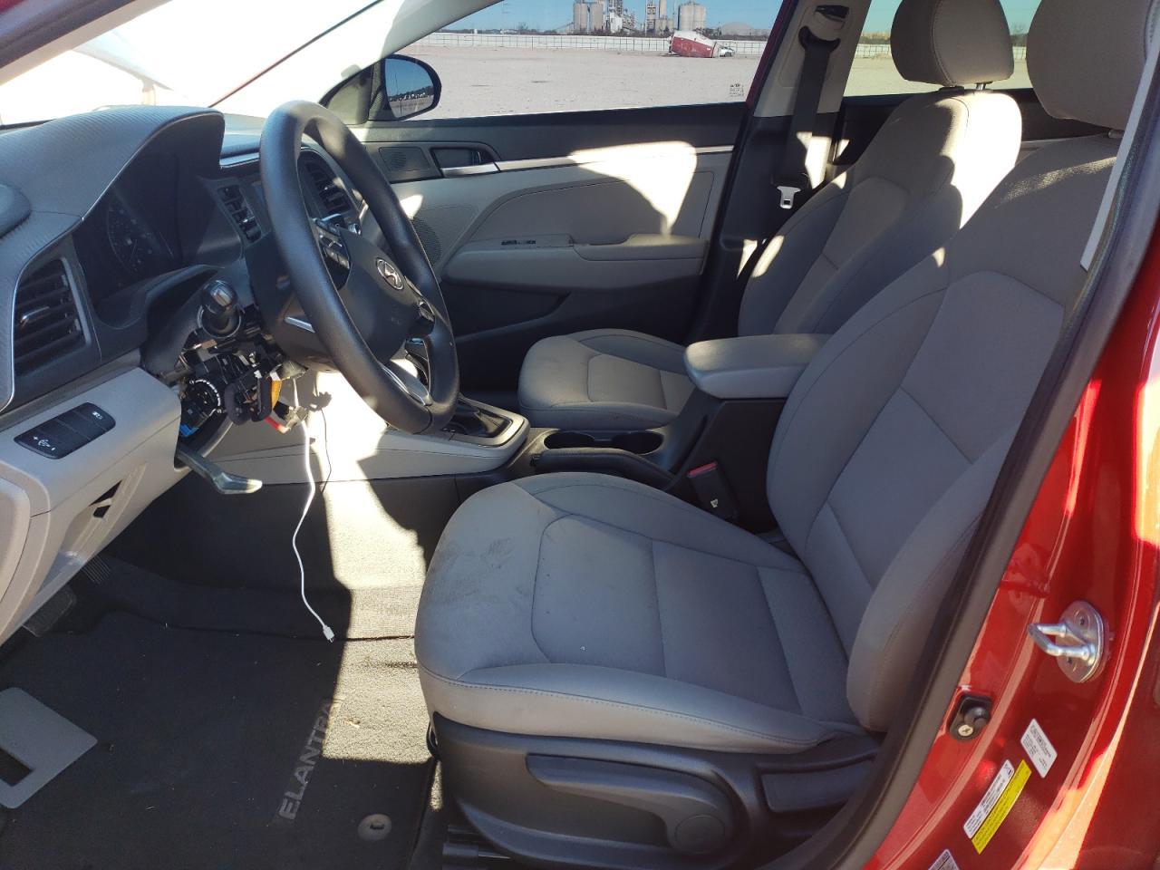 2019 HYUNDAI ELANTRA SE - Image 7