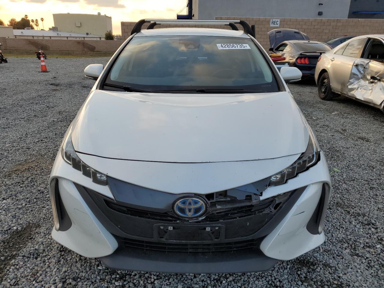 2022 TOYOTA PRIUS PRIM - Image 5