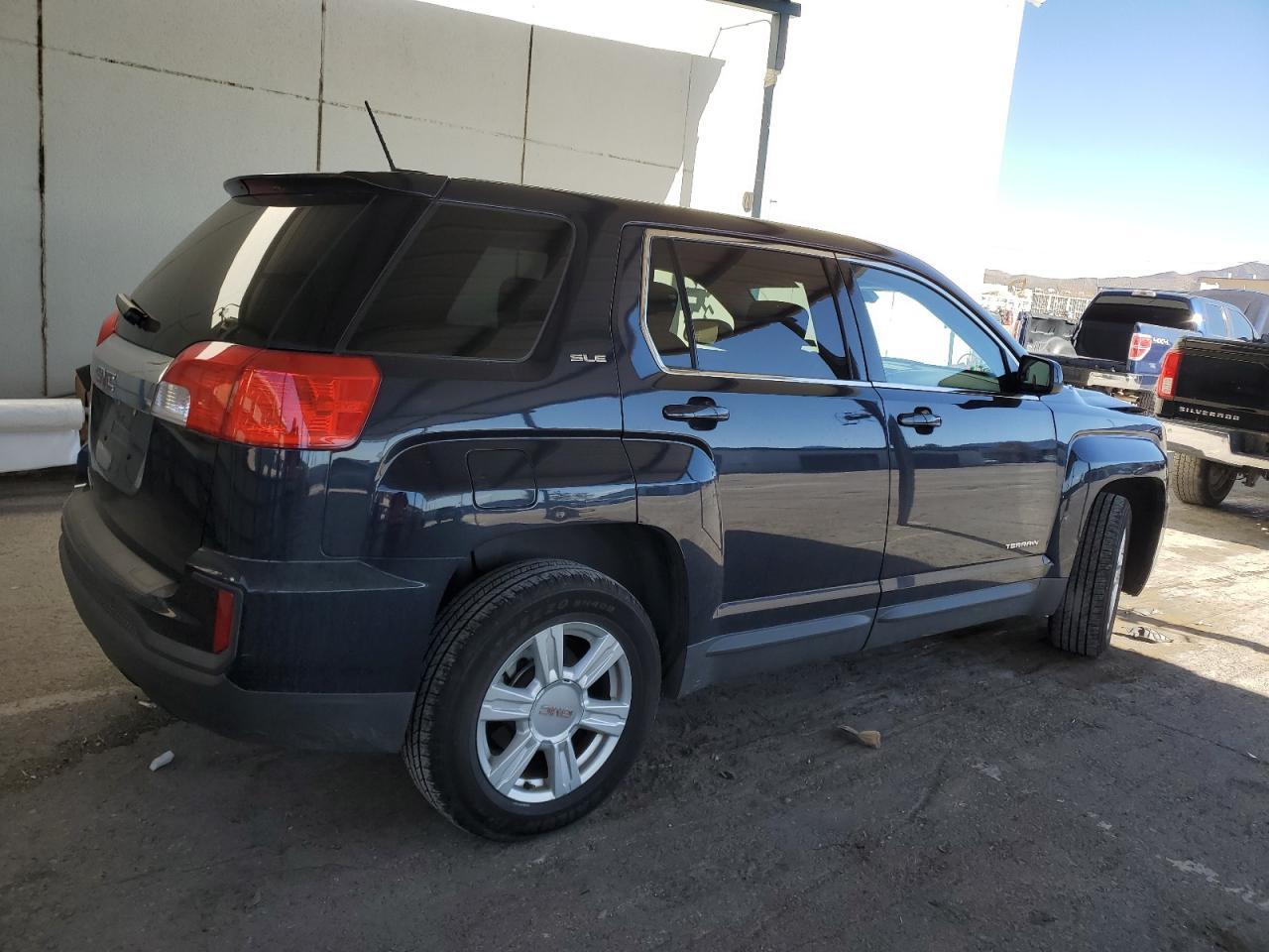2016 GMC TERRAIN SL - Фото 3