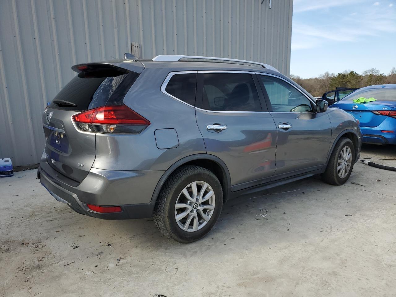 2018 NISSAN ROGUE S - Фото 3
