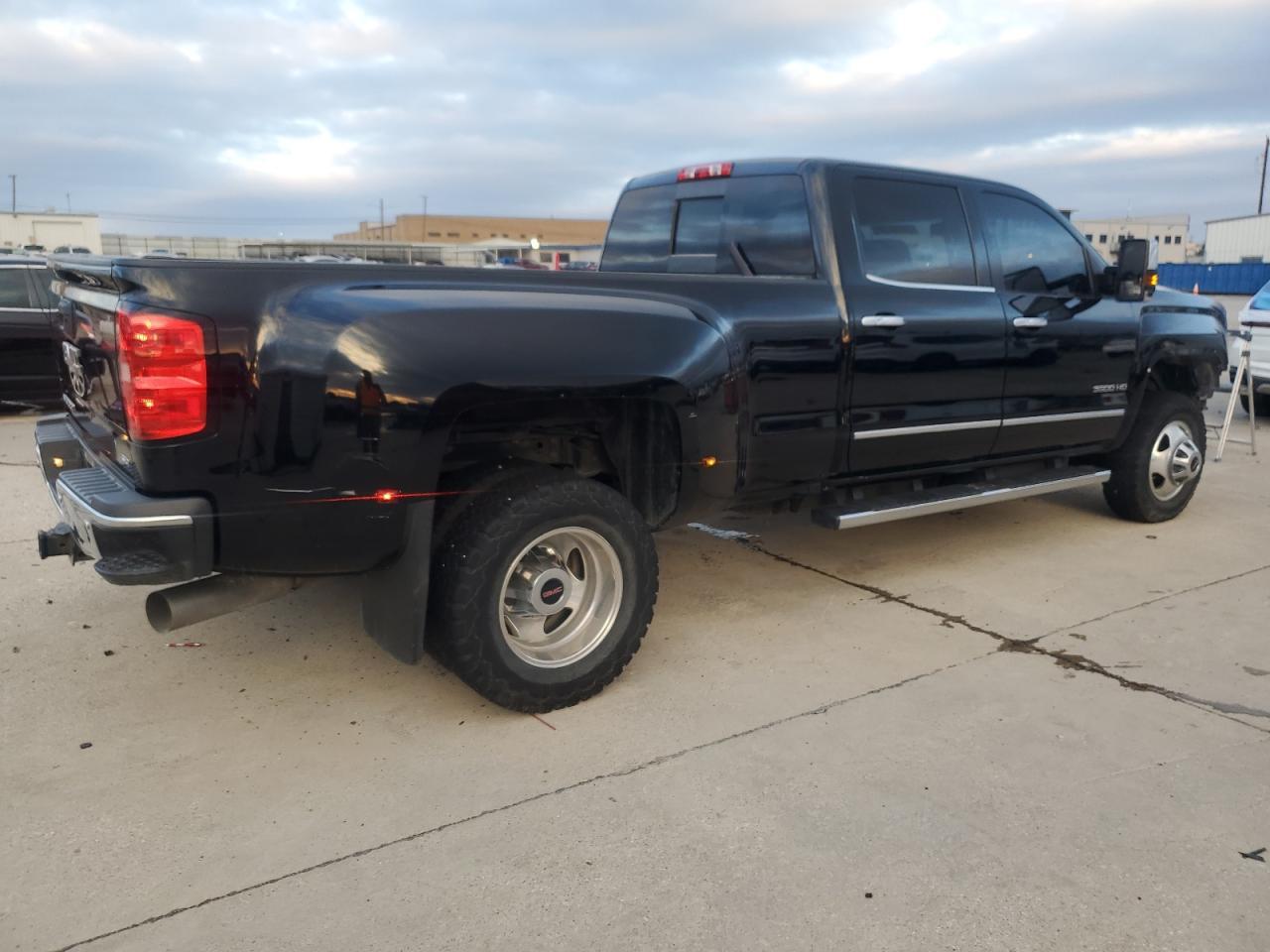 2016 GMC SIERRA K35 - Image 3