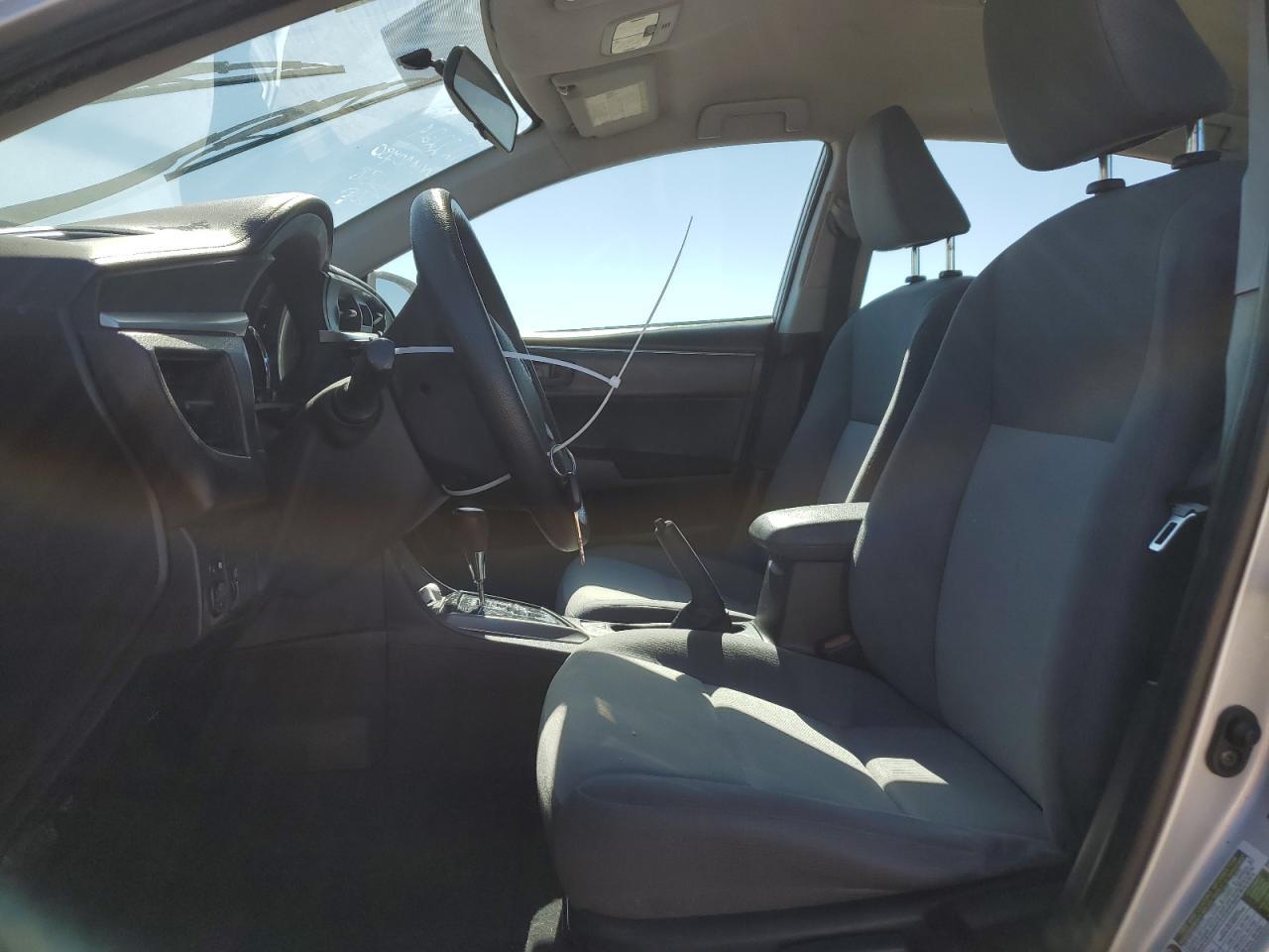 2016 TOYOTA COROLLA L - Image 7