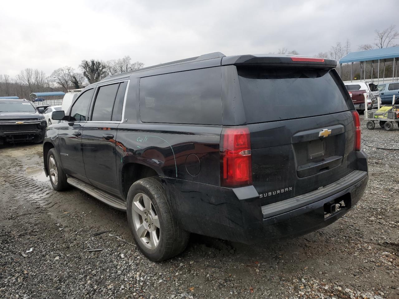 2015 CHEVROLET SUBURBAN C - Image 2