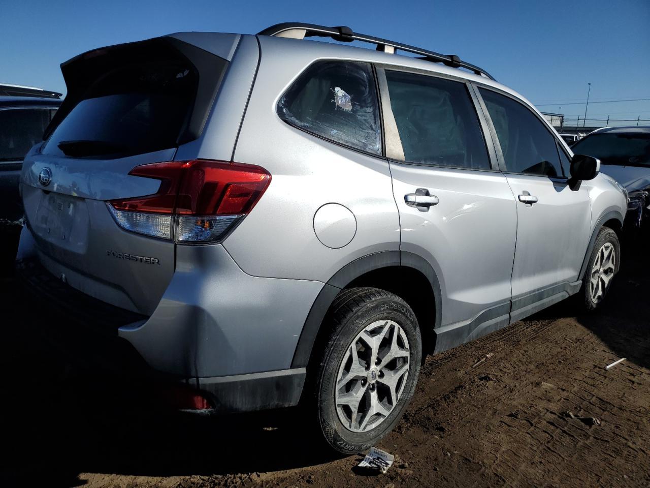 2021 SUBARU FORESTER P - Фото 3